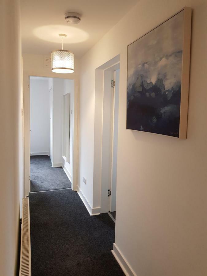 Carnegie Place East Kilbride Buitenkant foto